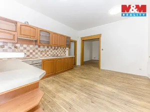 Prodej bytu 4+1, Praha, Dobrošovská, 117 m2