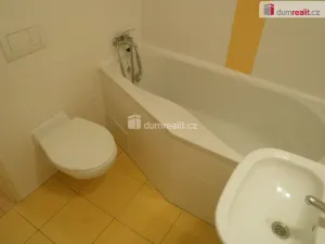 Pronájem bytu 2+kk, Břeclav, Slovácká, 38 m2