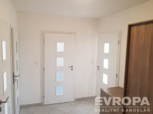 Pronájem bytu 2+kk, Hrádek nad Nisou, 1. máje, 55 m2