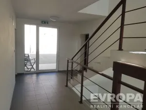 Pronájem bytu 2+kk, Hrádek nad Nisou, 1. máje, 55 m2