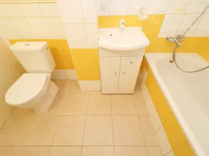 Pronájem bytu 1+1, Praha - Kobylisy, Davídkova, 45 m2