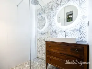 Pronájem bytu 3+kk, Praha, Kodaňská, 108 m2