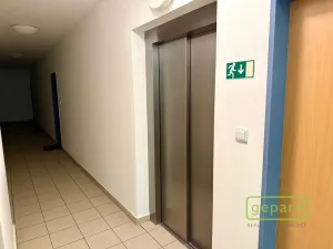 Pronájem bytu 2+kk, Mníšek pod Brdy, Ke škole, 49 m2