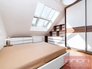 Pronájem bytu 3+kk, Praha - Žižkov, Kubelíkova, 101 m2