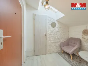 Prodej bytu 2+kk, Praha, Mladých Běchovic, 49 m2