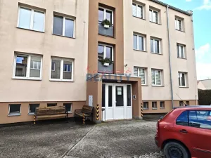 Prodej bytu 3+1, Ševětín, Zahradní, 68 m2