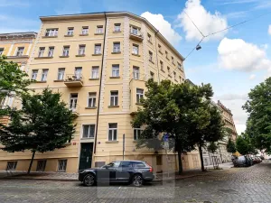 Prodej bytu 3+1, Praha - Vinohrady, Na Kozačce, 95 m2