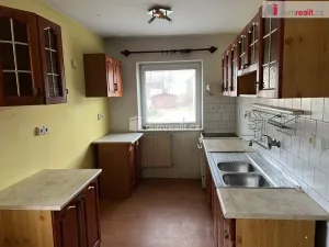 Prodej rodinného domu, Karlovice, 614 m2