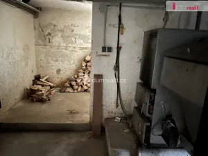 Prodej rodinného domu, Karlovice, 614 m2