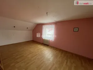 Prodej rodinného domu, Karlovice, 614 m2