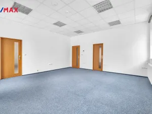 Pronájem kanceláře, Hradec Králové - Slezské Předměstí, Sládkova, 170 m2