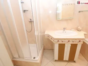 Pronájem bytu 2+kk, Karlovy Vary, Stará Louka, 60 m2