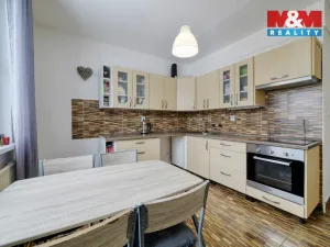 Prodej bytu 2+1, Kraslice, Hradební, 64 m2