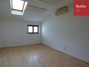 Pronájem bytu 4+kk, Opava, Kolářská, 80 m2