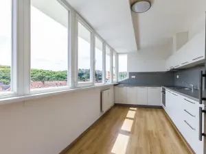 Pronájem bytu 3+kk, Praha, Podbělohorská, 105 m2