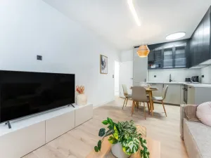 Prodej bytu 2+kk, Praha - Holešovice, U parního mlýna, 46 m2