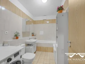 Prodej bytu 2+kk, Praha - Prosek, Kytlická, 53 m2