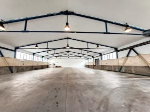 Pronájem výrobních prostor, Kladno, Huťská, 720 m2