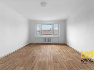 Pronájem bytu 1+1, Praha - Libeň, Pod bání, 39 m2