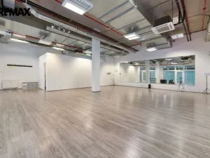 Prodej obchodního prostoru, Praha - Stodůlky, Sluneční náměstí, 109 m2