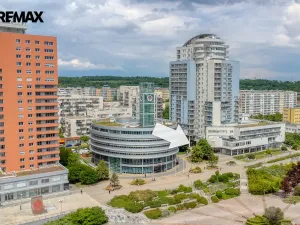 Prodej obchodního prostoru, Praha - Stodůlky, Sluneční náměstí, 109 m2