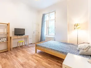 Pronájem bytu 2+kk, Praha - Karlín, U invalidovny, 45 m2