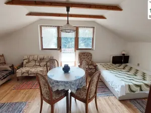 Prodej rodinného domu, Tři Sekery - Chodovská Huť, 160 m2