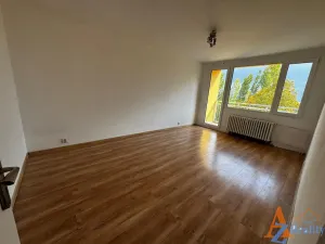 Pronájem bytu 2+1, Chomutov, Kyjická, 65 m2