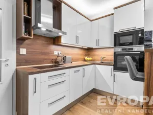 Prodej bytu 2+kk, Praha - Vysočany, Za Krejcárkem, 46 m2