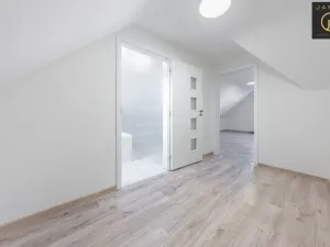 Prodej rodinného domu, Chyňava, Velká Strana, 140 m2