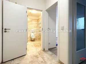 Pronájem bytu 2+kk, Praha, Fabiánové, 48 m2