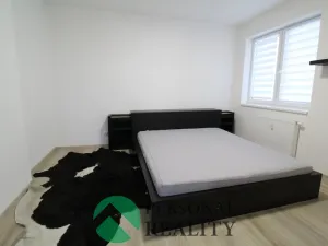 Pronájem bytu 2+1, Karlovy Vary, K Letišti, 57 m2