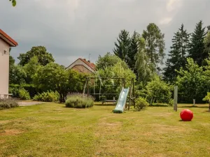 Prodej komerční nemovitosti, Sulice - Želivec, Hlavní, 370 m2