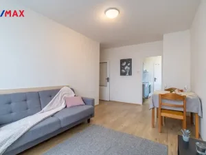 Prodej bytu 2+kk, Praha - Kamýk, Smotlachova, 48 m2