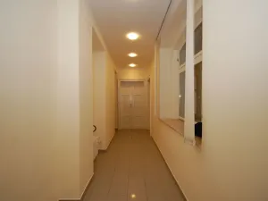 Pronájem kanceláře, Praha - Nové Město, Růžová, 134 m2