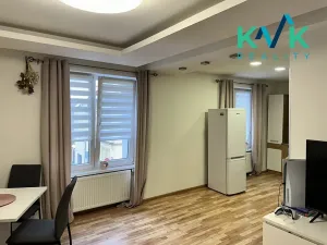Pronájem bytu 2+kk, Karlovy Vary, Chebská, 42 m2