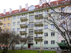 Pronájem bytu 1+kk, Praha, Na Ohradě, 31 m2