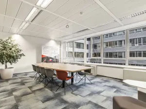 Pronájem kanceláře, Praha - Dejvice, Evropská, 318 m2