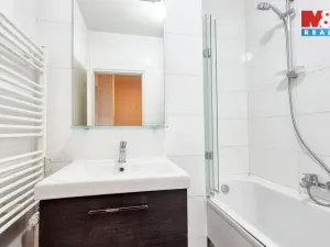 Pronájem bytu 2+kk, Nymburk, V Kolonii, 50 m2