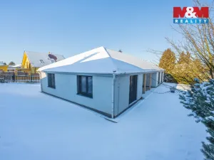 Prodej rodinného domu, Zbuzany, U Menhiru III, 150 m2