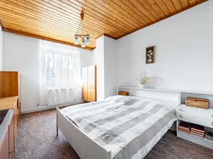 Prodej vícegeneračního domu, Jenštejn, 200 m2