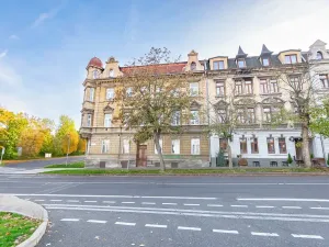 Pronájem bytu 2+1, Teplice, Čs. dobrovolců, 84 m2