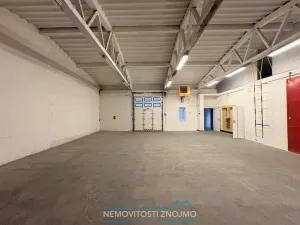 Pronájem výrobních prostor, Znojmo, Bolzanova, 496 m2
