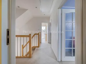 Prodej rodinného domu, Hostivice, náměstí Jana IV. z Dražic, 185 m2