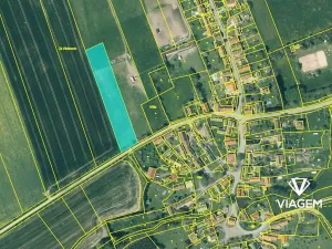 Prodej podílu pole, Břasy, 1267 m2