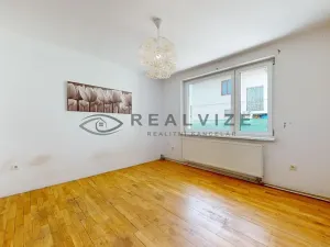 Prodej rodinného domu, Roudné, 265 m2