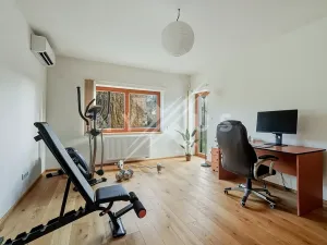 Prodej rodinného domu, Praha - Kyje, Hodějovská, 308 m2