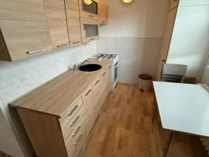 Pronájem bytu 2+1, Habartov, Karla Čapka, 57 m2