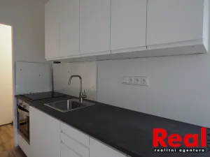 Pronájem bytu 2+1, Brno, Heyrovského, 56 m2