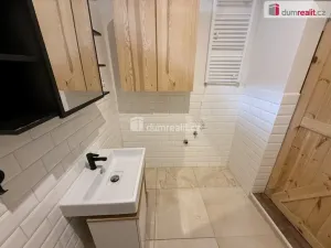 Pronájem bytu 2+kk, Jílové, Mírové nám., 52 m2
